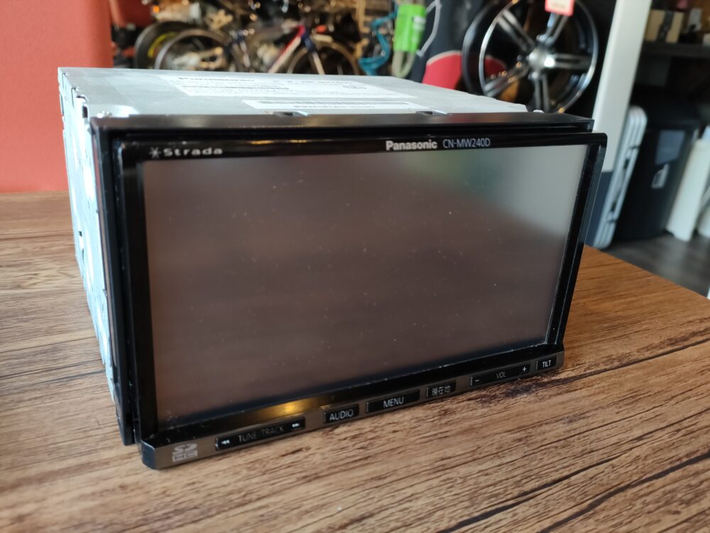 中古】パナソニック ストラーダ メモリーナビ CN-MW240D フルセグ DVD 対応ナビ | ギガテックス・モータース